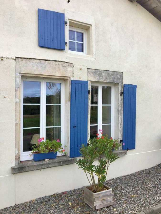 La Bucherie Villa Montemboeuf ภายนอก รูปภาพ