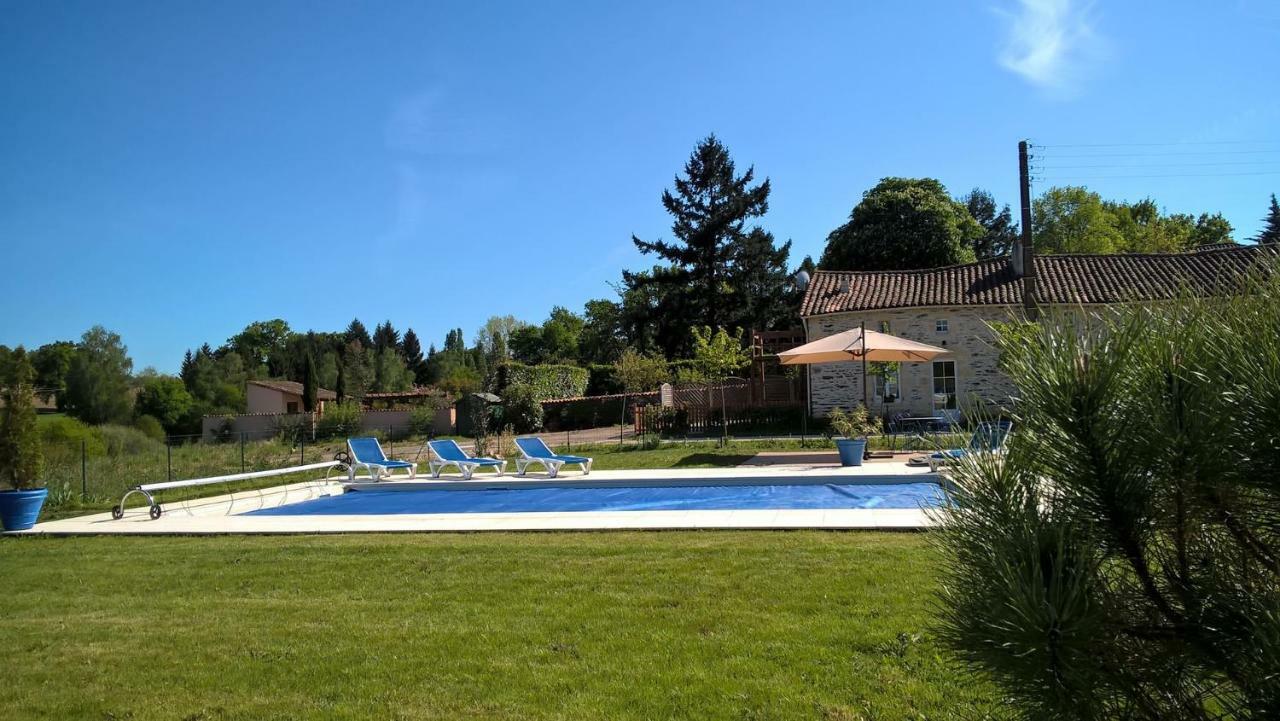 La Bucherie Villa Montemboeuf ภายนอก รูปภาพ